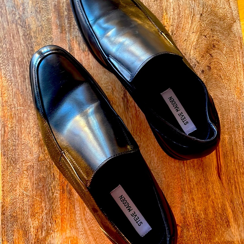 Steve Madden 10M black men’s dress shoes